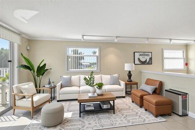 2 of 57 - 689 Ne 6th Court 110, Boynton Beach, FL