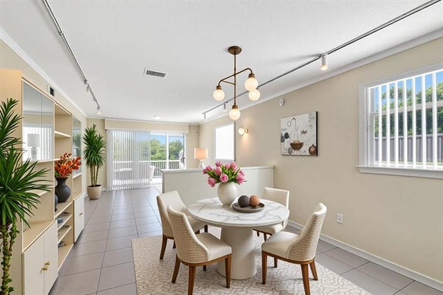 3 of 57 - 689 Ne 6th Court 110, Boynton Beach, FL