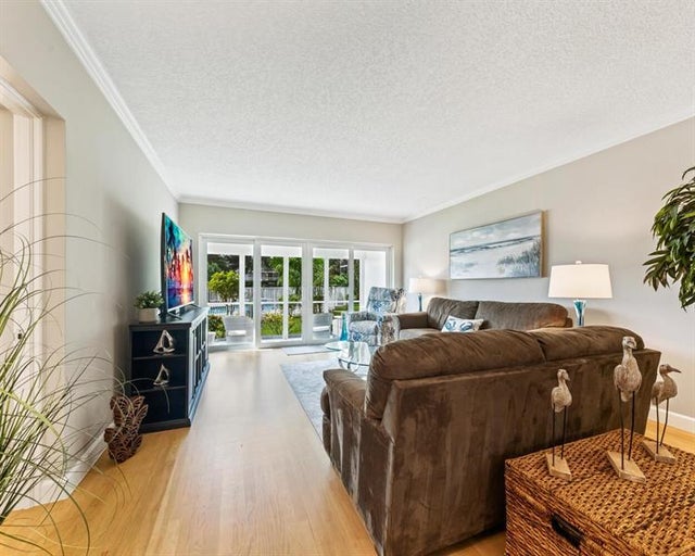 4 of 26 - 900 Sw 12th St 105, Fort Lauderdale, FL