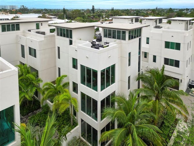 1 of 54 - 246 Garden Ct 246, Lauderdale By The Sea, FL