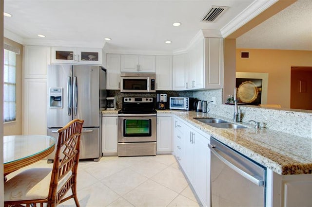1 of 19 - 3202 Portofino Pt E4, Coconut Creek, FL