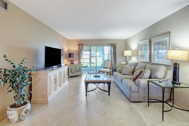 2 of 19 - 3202 Portofino Pt E4, Coconut Creek, FL