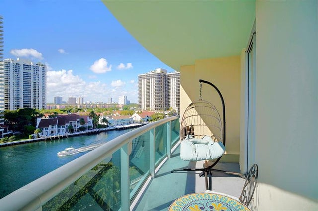 1 of 24 - 19390 Collins Ave 915, Sunny Isles Beach, FL