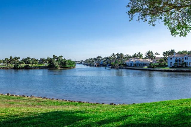 1 of 48 - 374 Golfview Rd 106, North Palm Beach, FL