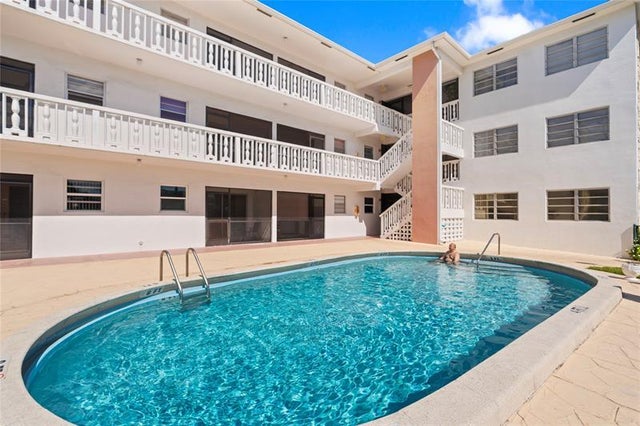 5 of 29 - 721 Ne Atlantic Blvd 110, Hallandale, FL