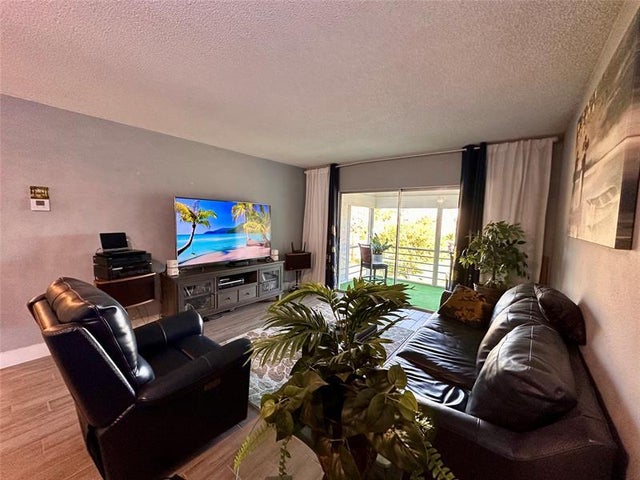 1 of 48 - 3506 Nw 49th Avenue 612, Lauderdale Lakes, FL