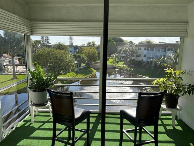 2 of 48 - 3506 Nw 49th Avenue 612, Lauderdale Lakes, FL