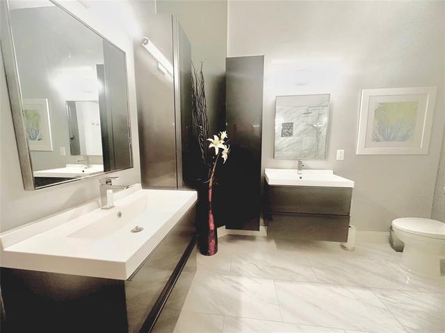 1 of 30 - 5379 Verona Dr E, Boynton Beach, FL