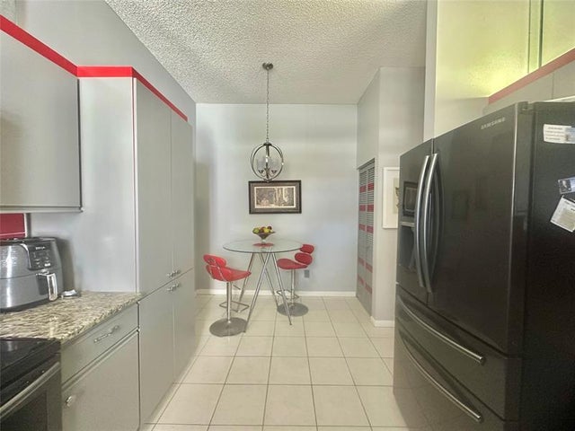 3 of 30 - 5379 Verona Dr E, Boynton Beach, FL