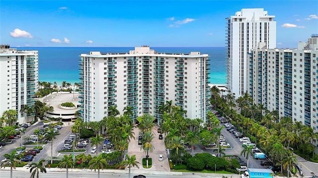 2 of 30 - 3901 S Ocean Dr 10d, Hollywood, FL