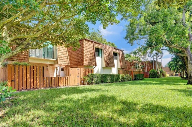 1 of 40 - 2070 Sw 90th Ave C-14, Davie, FL