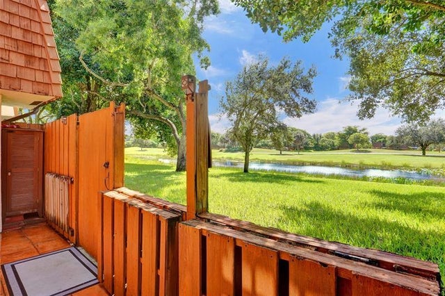 4 of 40 - 2070 Sw 90th Ave C-14, Davie, FL