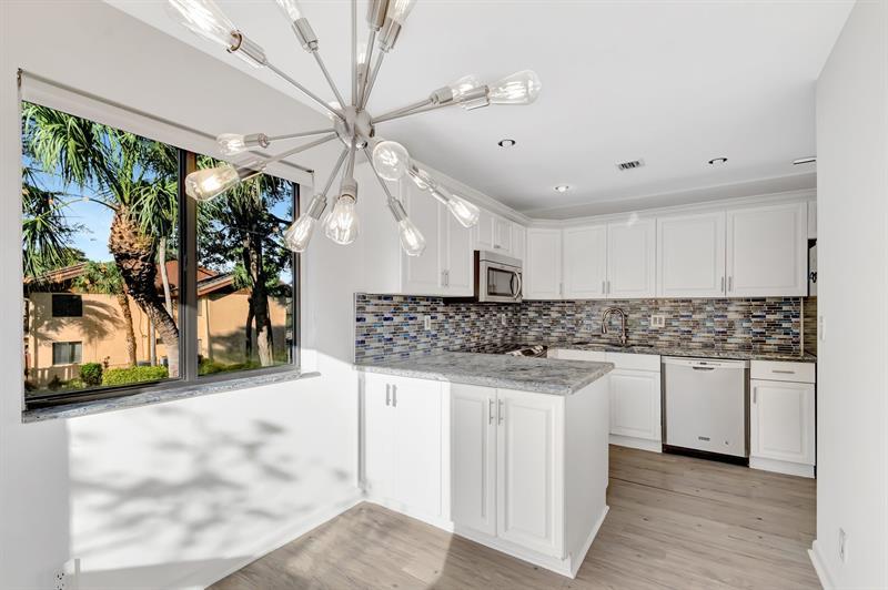 Photo of Listing #F10488140