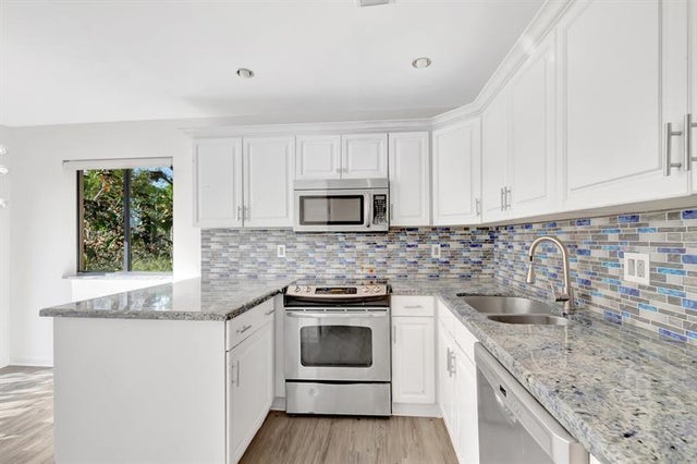 5 of 75 - 5334 Fountains Dr 221, Lake Worth, FL