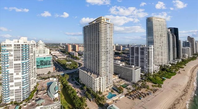 3 of 21 - 16699 Collins Ave 4109, Sunny Isles Beach, FL