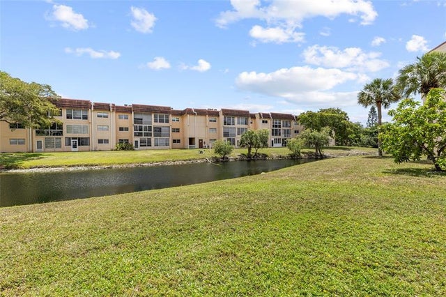4 of 36 - 2711 N Pine Island Rd 112, Sunrise, FL