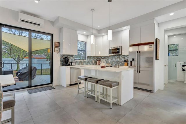 1 of 17 - 93 S Cortez Drive Circle R 93, Margate, FL