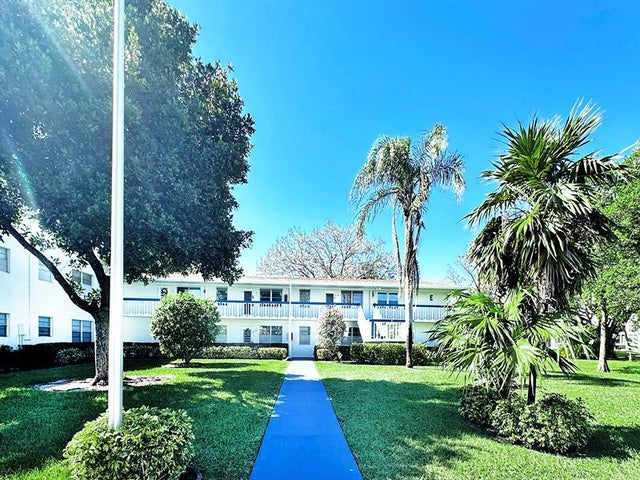 1 of 69 - 55 Oakridge E 55, Deerfield Beach, FL