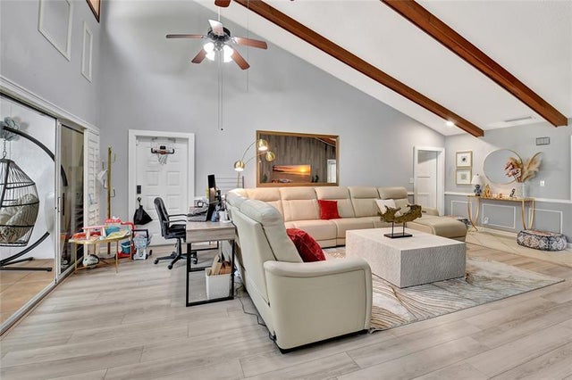 5 of 45 - 6133 Old Court Rd 231, Boca Raton, FL