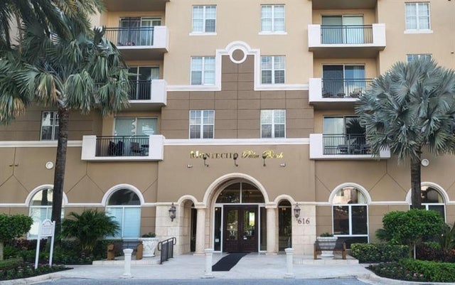 616 Clearwater Park Rd 403, West Palm Beach