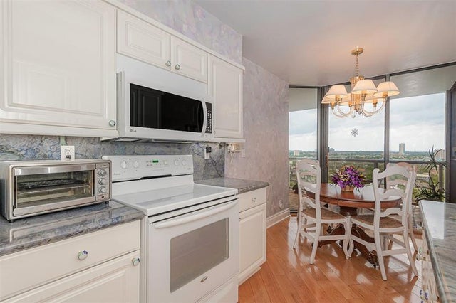 3 of 30 - 3598 Yacht Club Dr 1402, Miami, FL