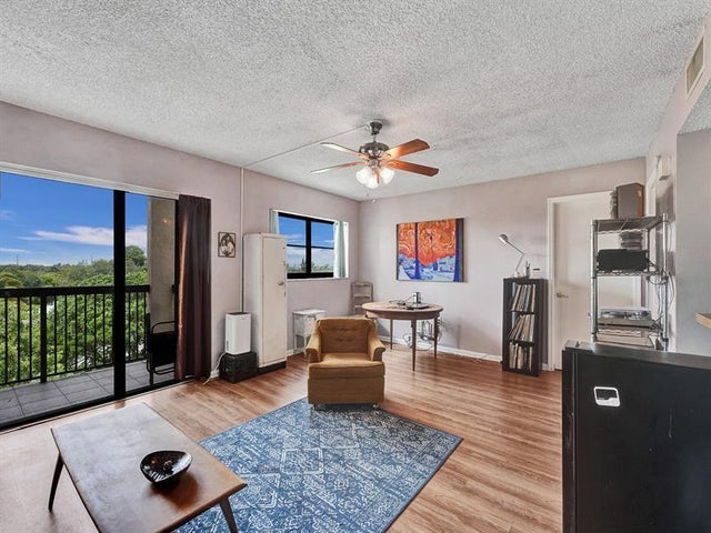 1 of 24 - 701 Nw 19th St 510, Fort Lauderdale, FL