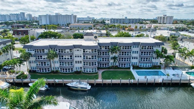 2 of 55 - 3111 Ne 51st St 205, Fort Lauderdale, FL