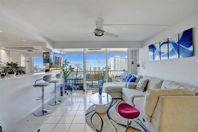 3 of 33 - 2841 N Ocean Blvd 1009, Fort Lauderdale, FL