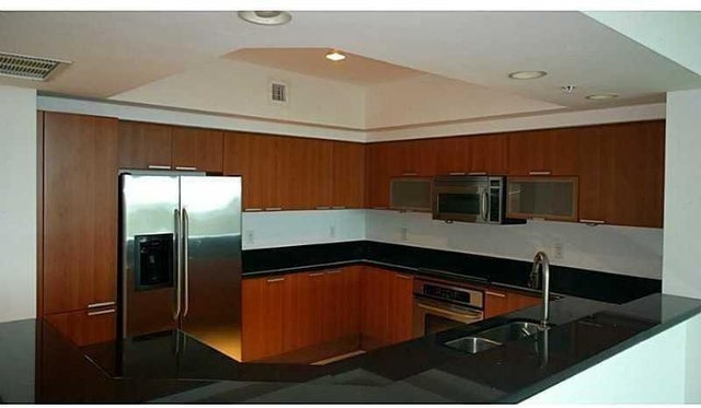 3 of 10 - 14951 Royal Oaks Ln 1608, North Miami, FL