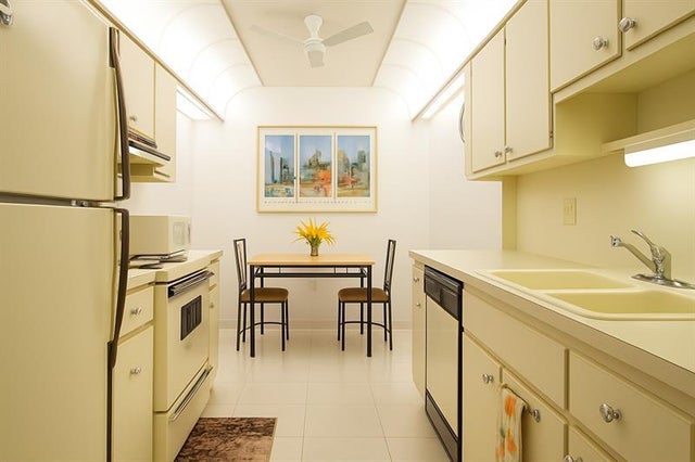 3 of 21 - 4001 Hillcrest Dr 315, Hollywood, FL