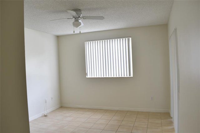 4 of 36 - 2600 S University Dr 111, Davie, FL