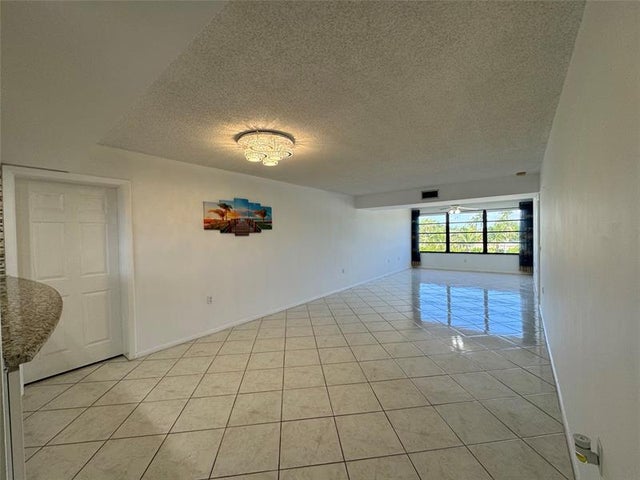 4 of 19 - 6121 Balboa Cir 306, Boca Raton, FL