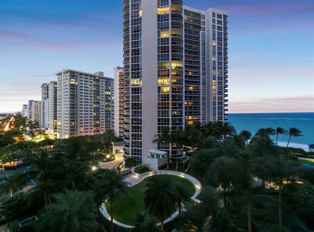 1 of 53 - 3100 N Ocean Blvd 903, Fort Lauderdale, FL