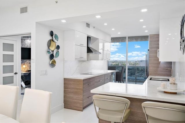 4 of 53 - 3100 N Ocean Blvd 903, Fort Lauderdale, FL