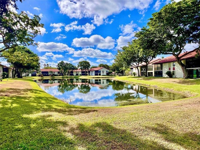 2 of 59 - 10771 Palm Lake Ave 201, Boynton Beach, FL