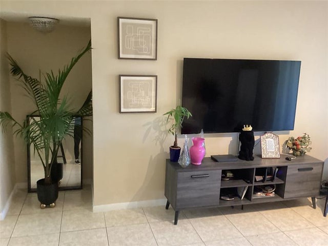 3 of 16 - 9235 Sw 8th St 505, Boca Raton, FL