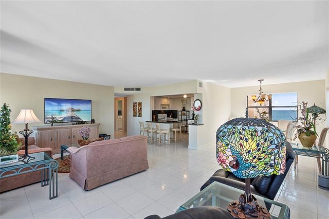 4 of 42 - 3800 Galt Ocean Dr 511, Fort Lauderdale, FL