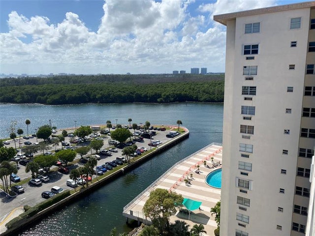 2 of 36 - 400 Kings Point Dr 1423, Sunny Isles Beach, FL
