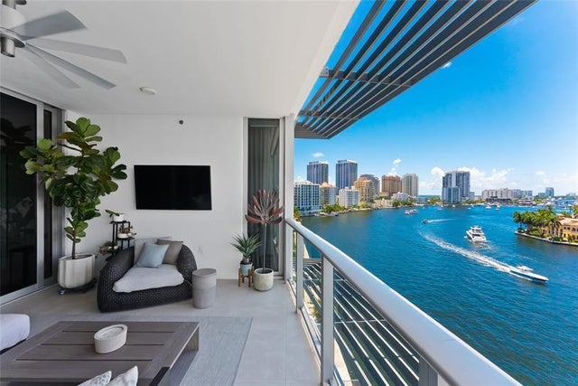 4 of 54 - 435 Bayshore Dr 702, Fort Lauderdale, FL