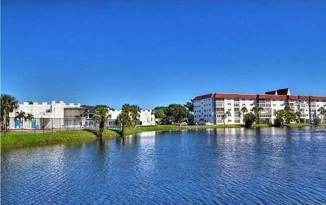 1 of 26 - 4851 Nw 21st St 2p, Lauderhill, FL