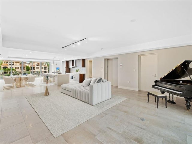 3 of 47 - 133 Isle Of Venice Dr 201, Fort Lauderdale, FL