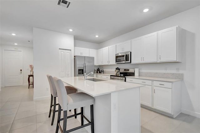 3 of 37 - 4519 Hollister Ave 4519, Lake Worth, FL