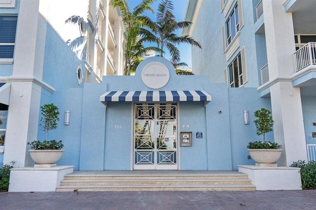 2 of 31 - 701 Se 21st Ave 103, Deerfield Beach, FL
