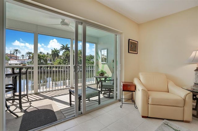 5 of 15 - 1332 Bayview Dr 203, Fort Lauderdale, FL