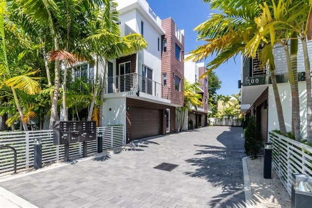 2 of 62 - 700 Ne 14th Ave 208, Fort Lauderdale, FL