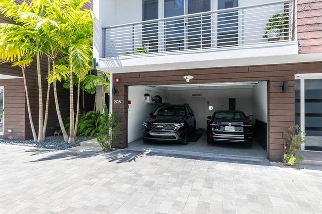 5 of 62 - 700 Ne 14th Ave 208, Fort Lauderdale, FL