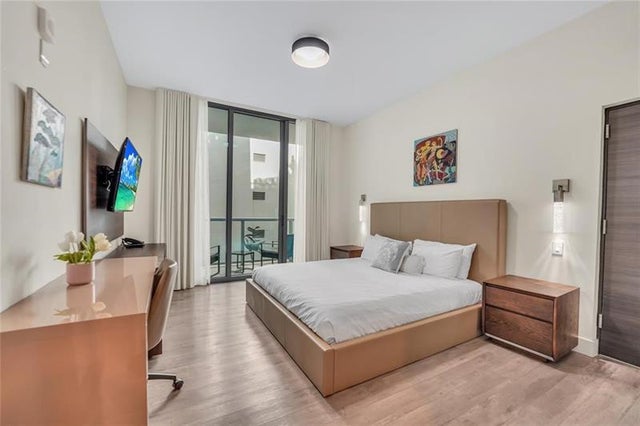 5 of 16 - 777 N Ocean Dr S304, Hollywood, FL