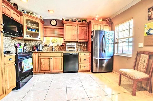 1 of 20 - 1455 N 12th Ct 2b, Hollywood, FL