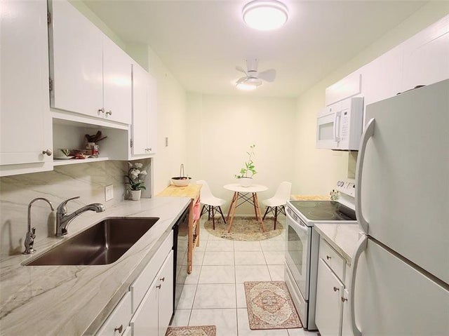 4 of 29 - 4330 Hillcrest Dr 705, Hollywood, FL
