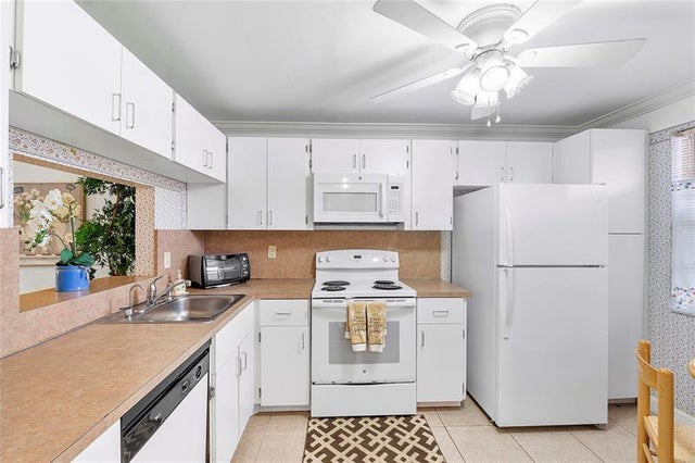 4 of 31 - 3776 Inverrary Blvd 109 R, Lauderhill, FL